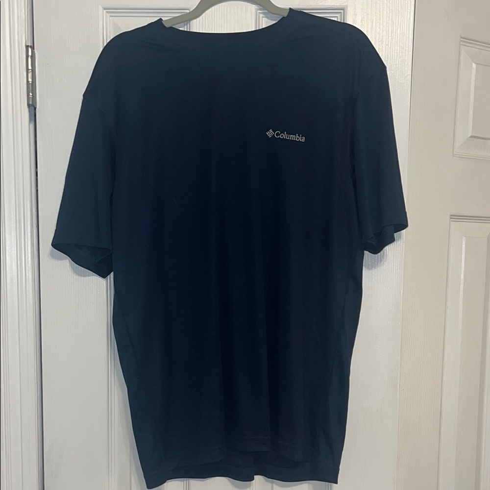 Columbia Men's Navy Blue Shirt